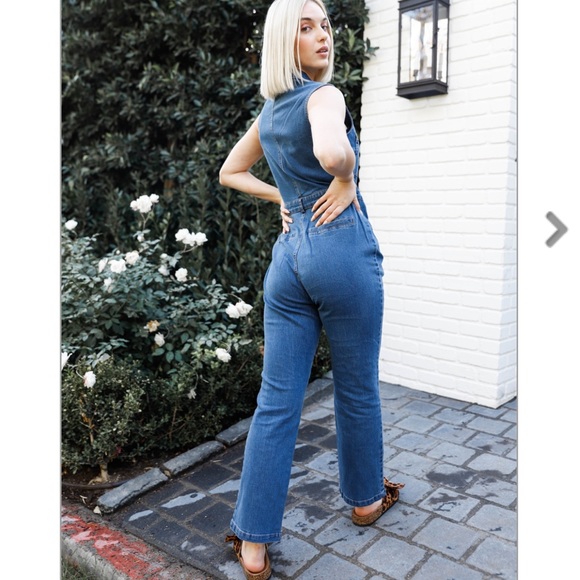 One Left ☝️NEW Retro Denim Sleeveless Collared Front Zip Up Overall - Picture 3 of 8